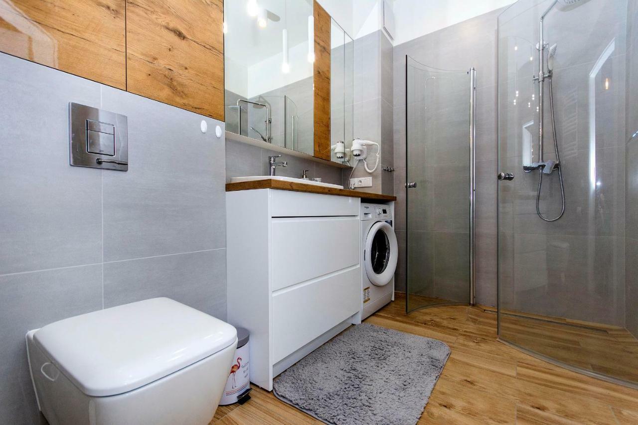 Twenty - Neptun Park By Oneapartments Gdansk Bagian luar foto